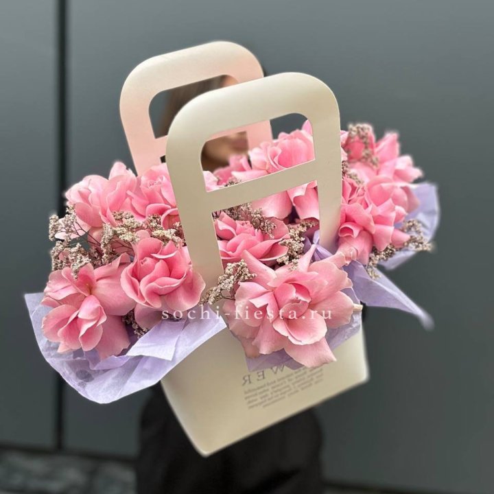 Сумочка розовых роз "Плинки" в Брянске