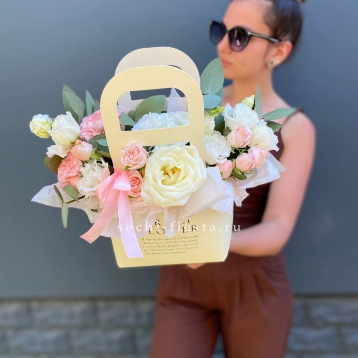 Цветочная сумочка "Рафаэль" в Брянске