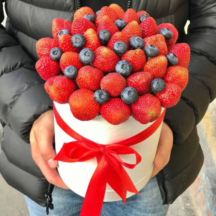 Клубничный бокс №3 в Брянске