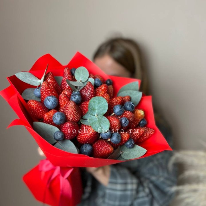 Клубничный бум №1 в Брянске