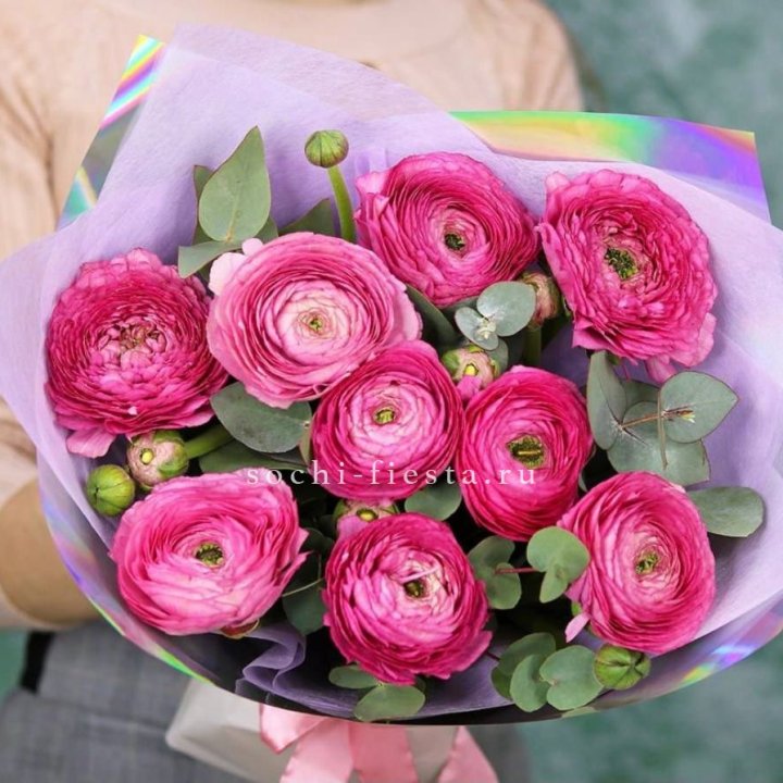 Ранункулюсы с эвкалиптом №2 в Брянске