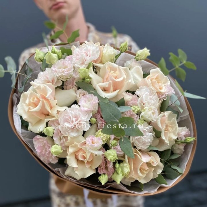  Букет кремовых роз "Мокко" в Брянске