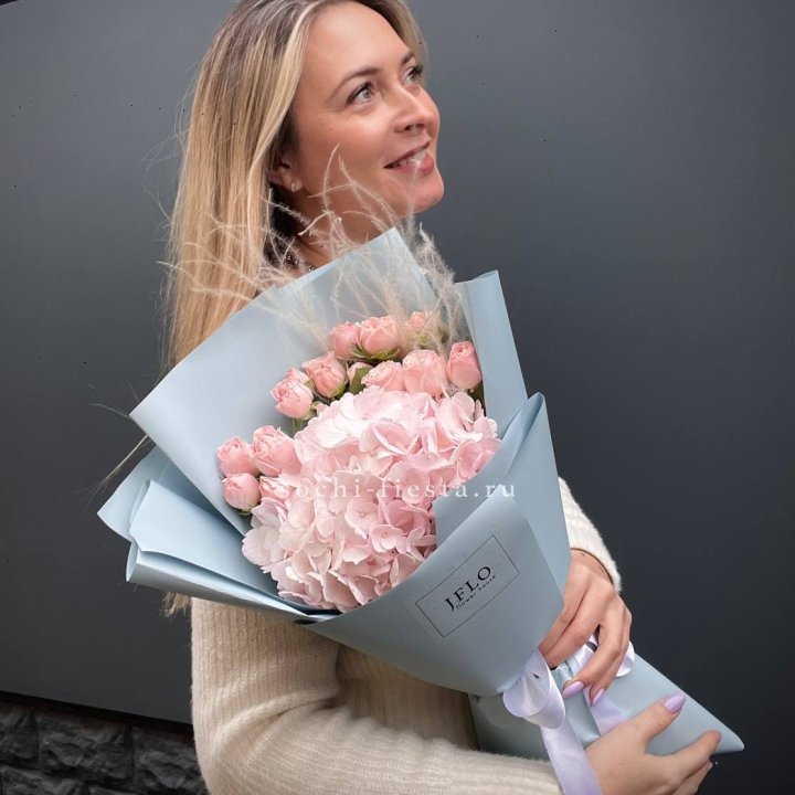 Гортензия  "Жасмин" в Брянске