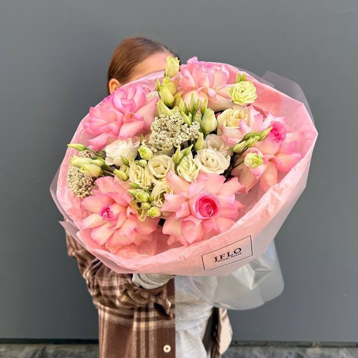 Букет "Розы с эустомой" в Брянске