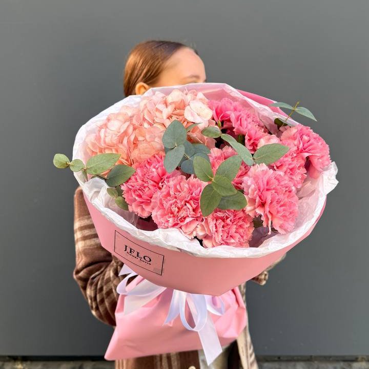 Дуо диантусы и гортензия в Брянске