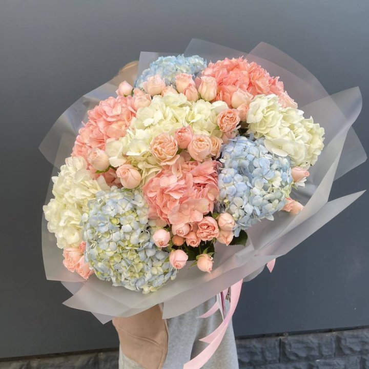 Дуо гортензии и бомбастик в Брянске