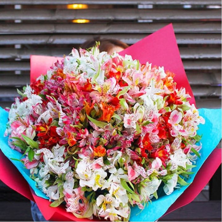 101 альстромерия в Брянске