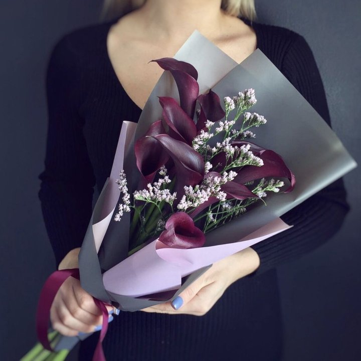 Букет фиолетовых калл в Брянске