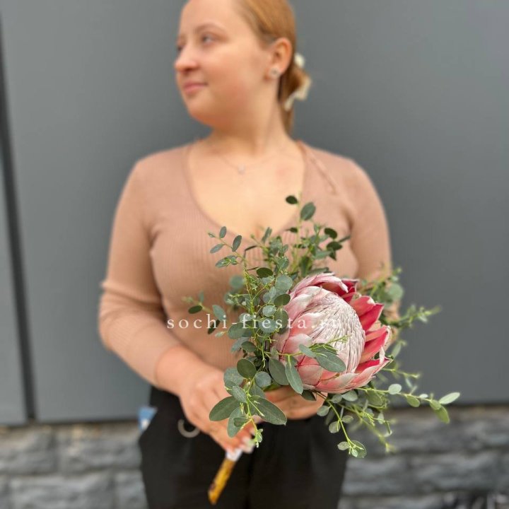 Свадебный букет "Протея" в Брянске