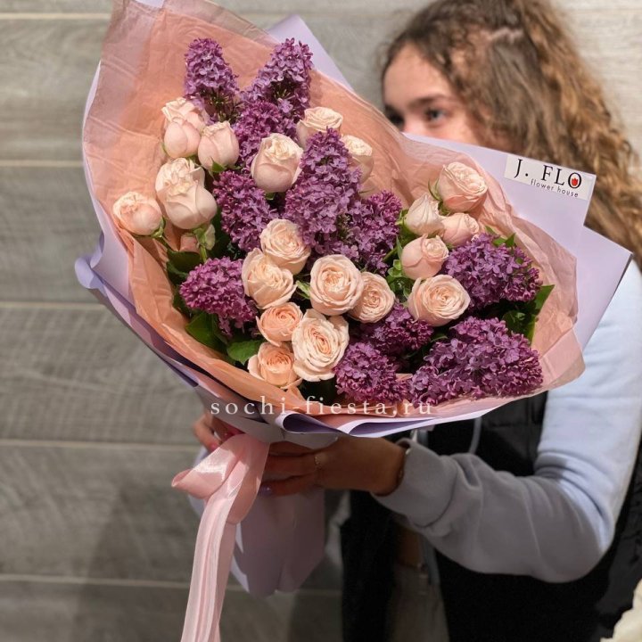 Букет "Лиловая весна" в Брянске