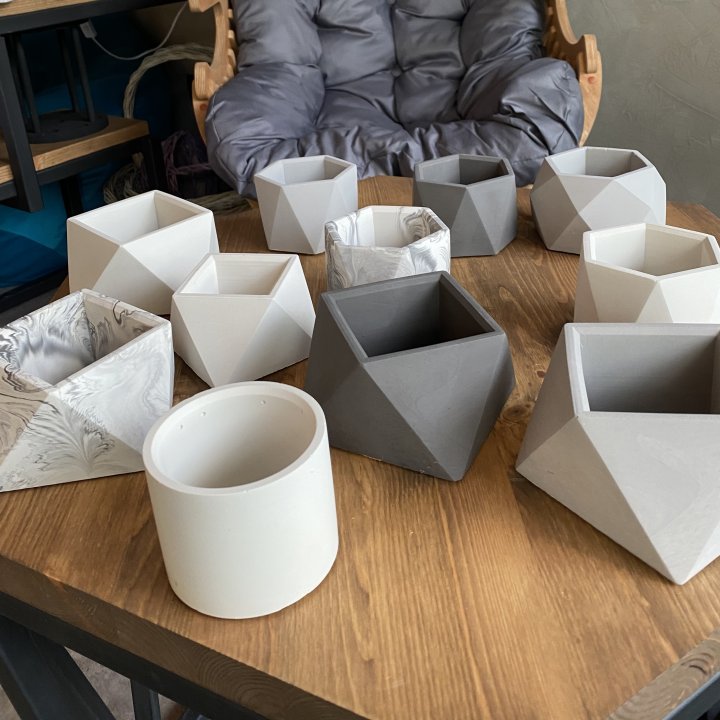 Дизайнерское кашпо в Брянске