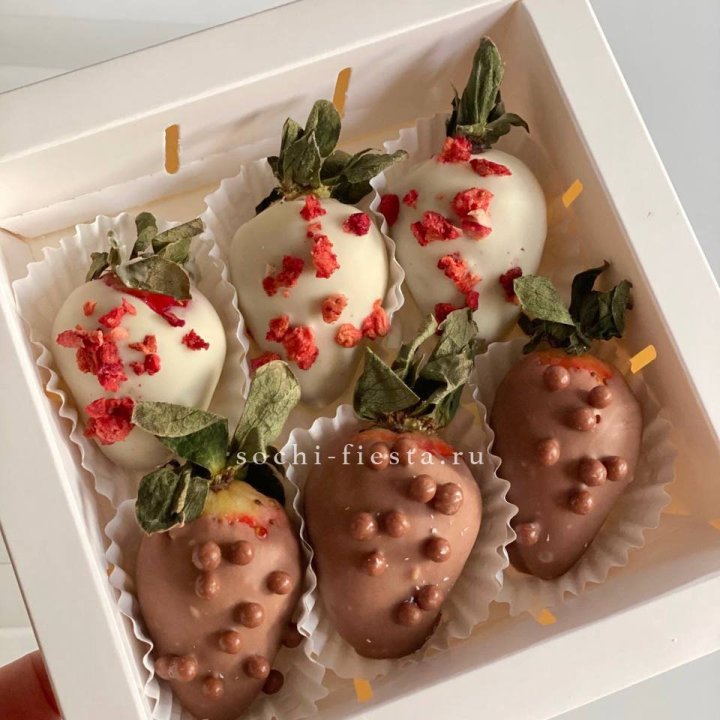 Клубника в шоколаде 6 ягод в Брянске