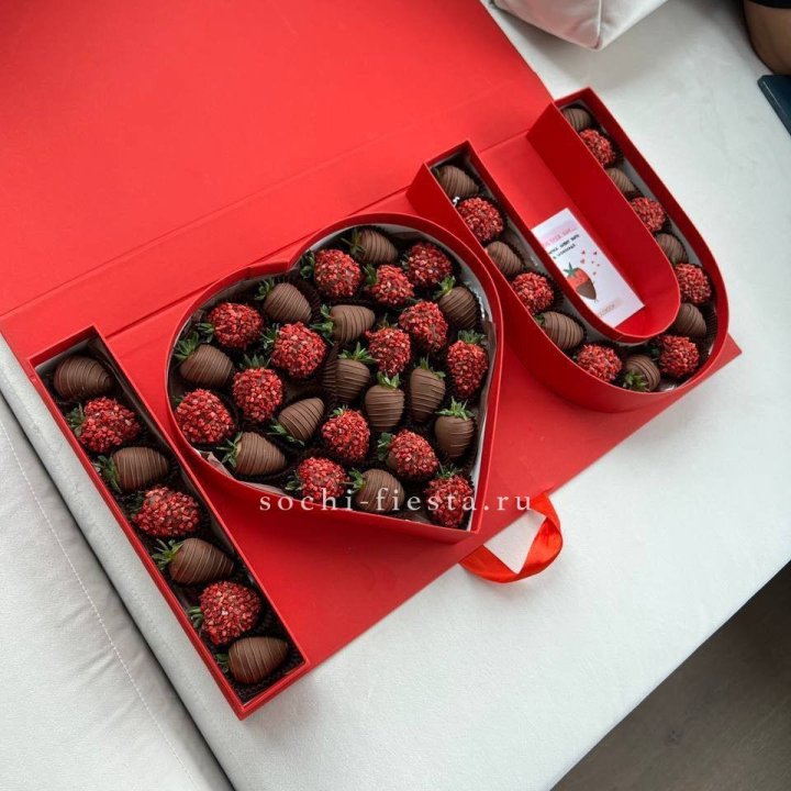 Клубника в шоколаде "Я люблю тебя" в Брянске