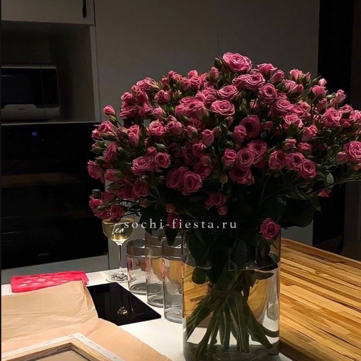 Цветочная подписка "Пакет большой" в Брянске