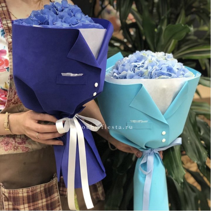 Букет с гортензией с пиджаком в Брянске