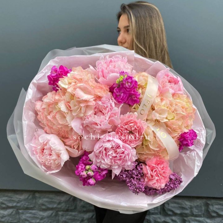  Букет "Фловер пионс" в Брянске