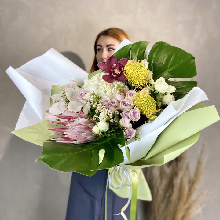 Дизайнерский букет экзотики в Брянске