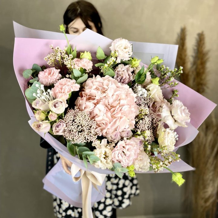 Дизайнерский букет "Трели кримс" в Брянске