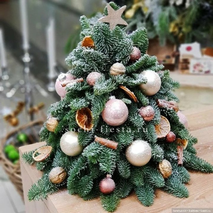 Новогодняя елочка "Блеск" в Брянске