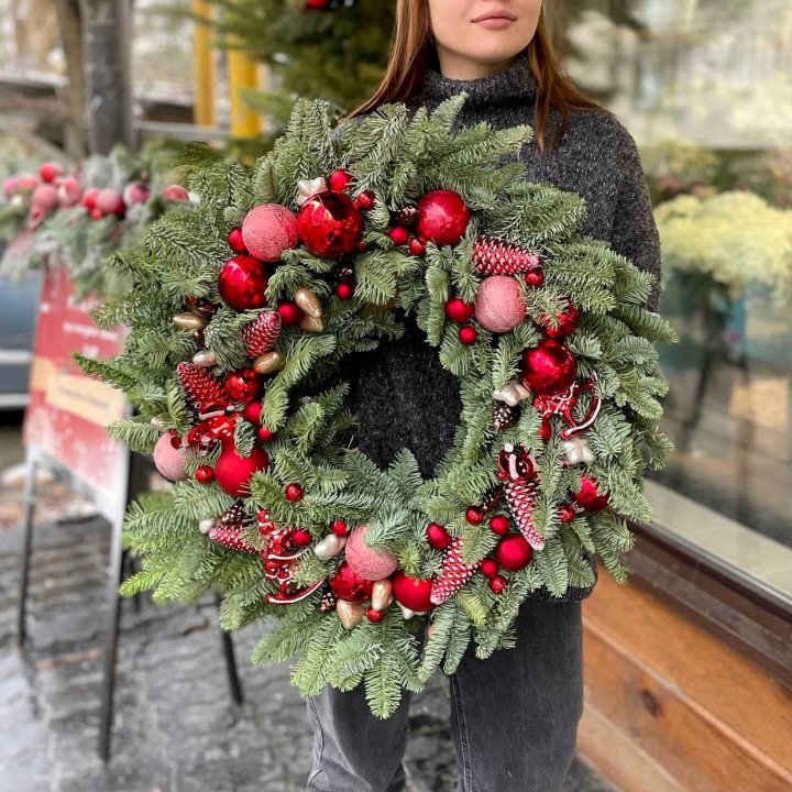 Рождественский венок  в Брянске