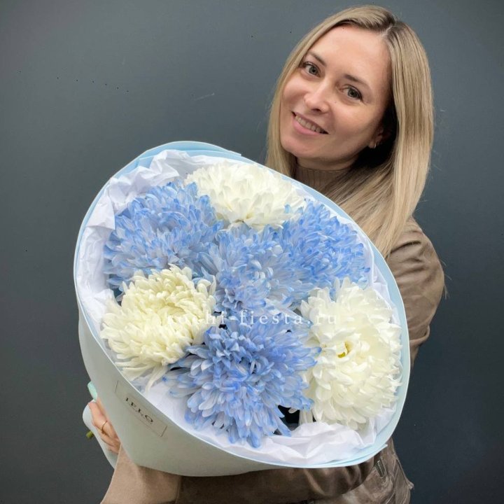 Букет из 7 хризантем  в Брянске