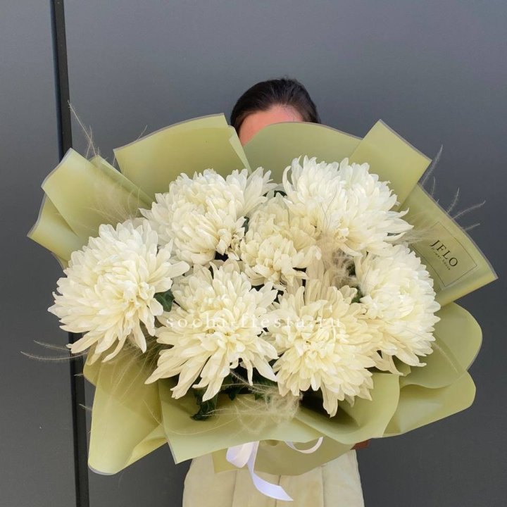 Букет одноголовых хризантем  в Брянске