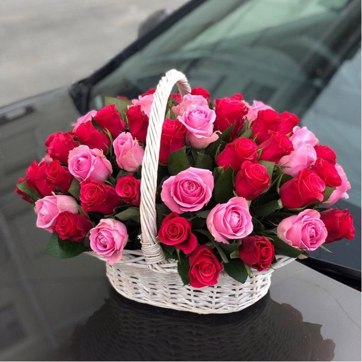 Корзина с розами  в Брянске