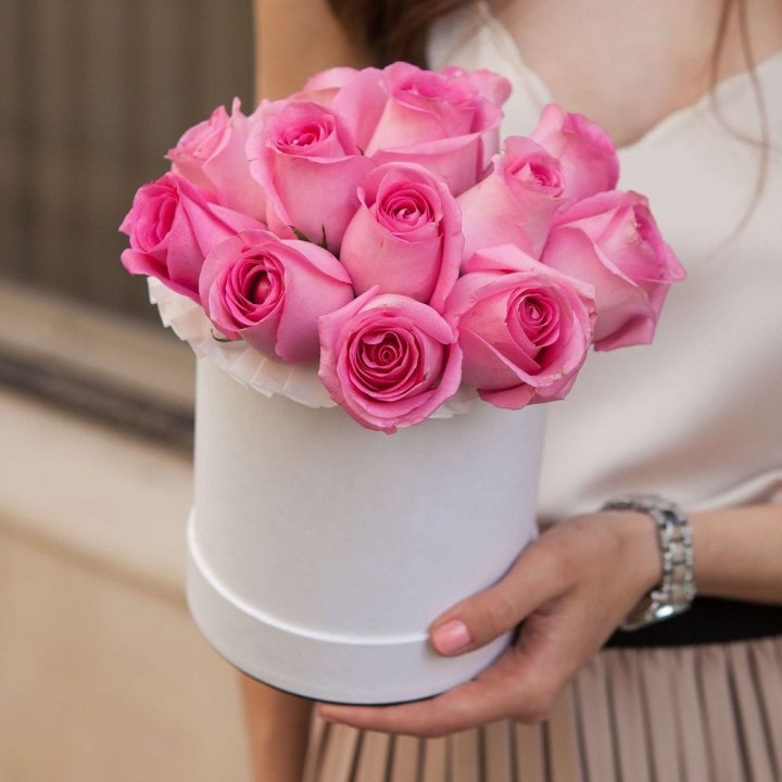 15 роз в боксе Кэтрин в Брянске