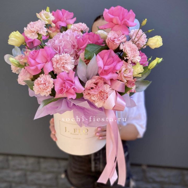 Цветочный бокс "Сальма" в Брянске