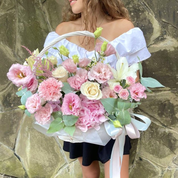 Авторская корзина "Миа" в Брянске