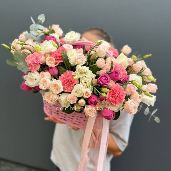 Цветочная корзина "Флоренция" в Брянске