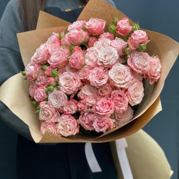 Пионовидные розы Bombastic №2 в Брянске