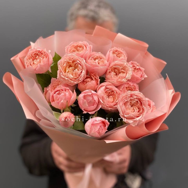 Букет комплимент из кустовых роз Джульетта в Брянске