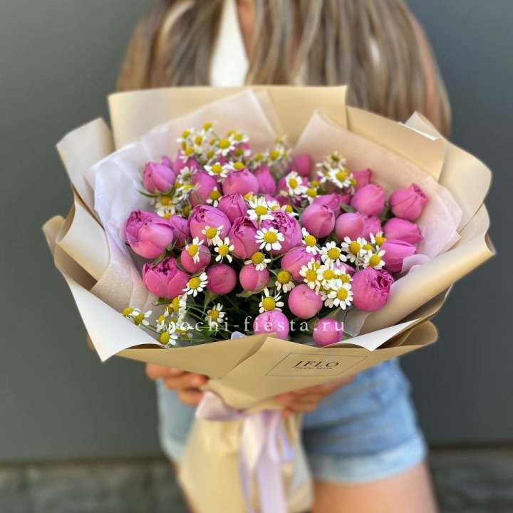 Дуобукет мисти с ромашками  в Брянске