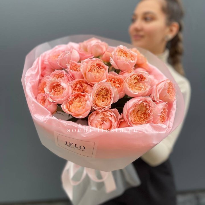 Букет из пионовидных роз Джульетта в Брянске