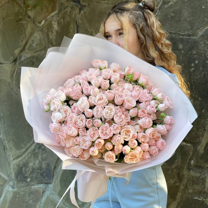 45 роза бомбастик Крем в Брянске