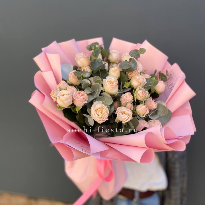 Букет пионовидных роз Cute Love в Брянске