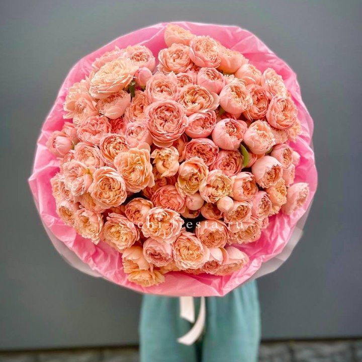 Букет кустовых пионовидных роз Джульетта "Принцесса" в Брянске