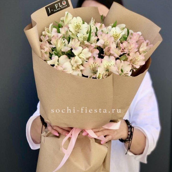 17  альстромерий в крафте в Брянске