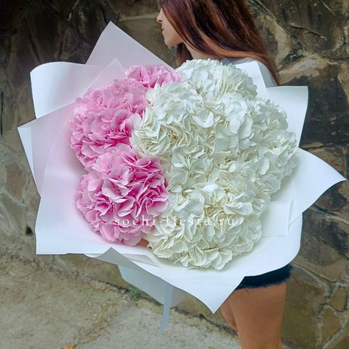 Букет гортензий №2 в Брянске