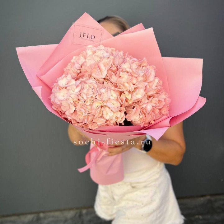 Букет гортензий "Крем" в Брянске