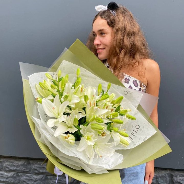 Букет  лилий "Изумруд" в Брянске