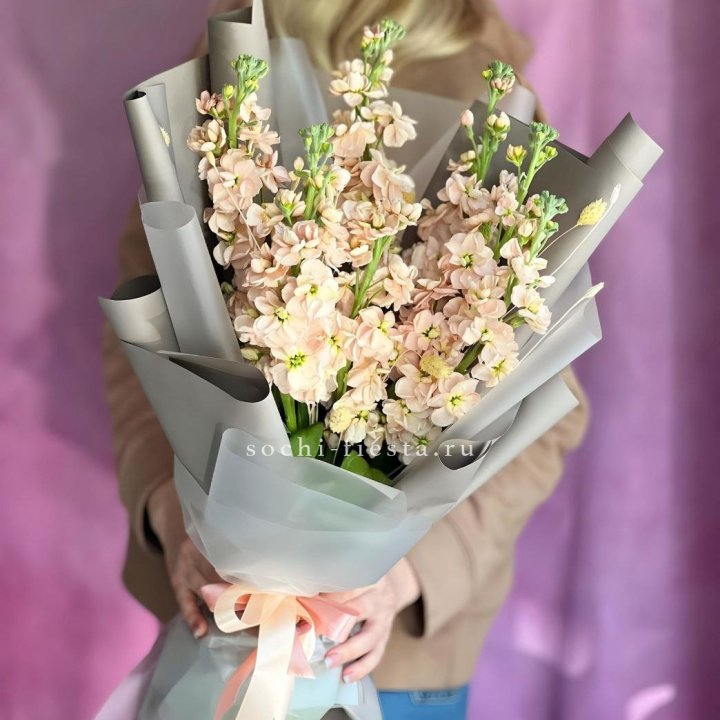 Букет ароматной маттиоллы №2 в Брянске