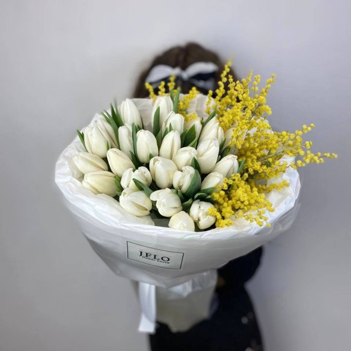 Дуо тюльпан и мимоза в Брянске