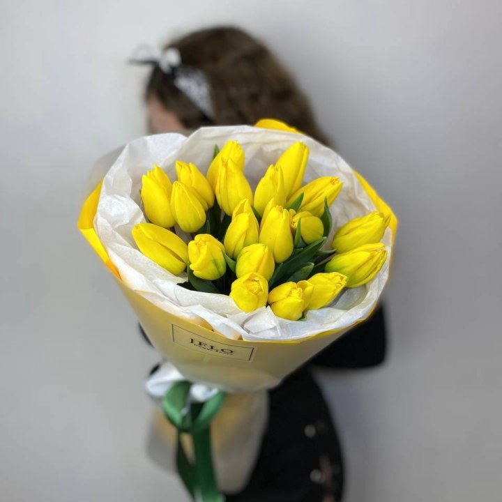  19 жёлтых тюльпанов в Брянске