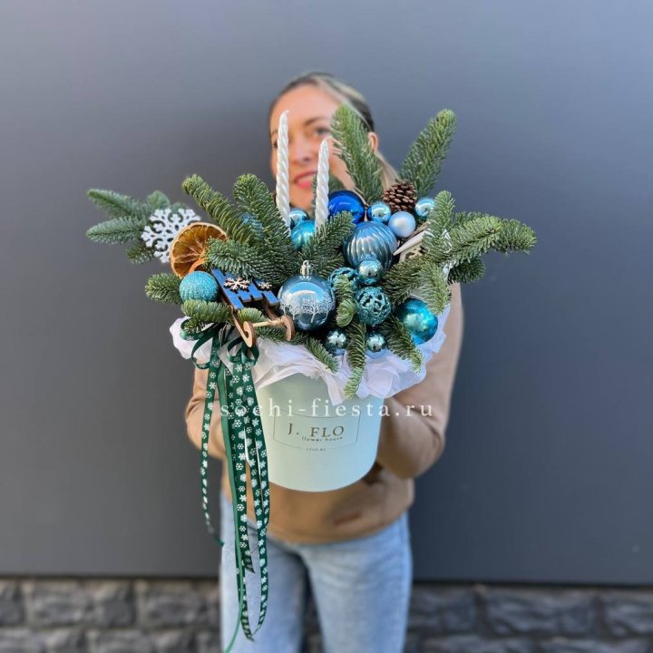 Композиция "Мери крисмас блю" в Брянске