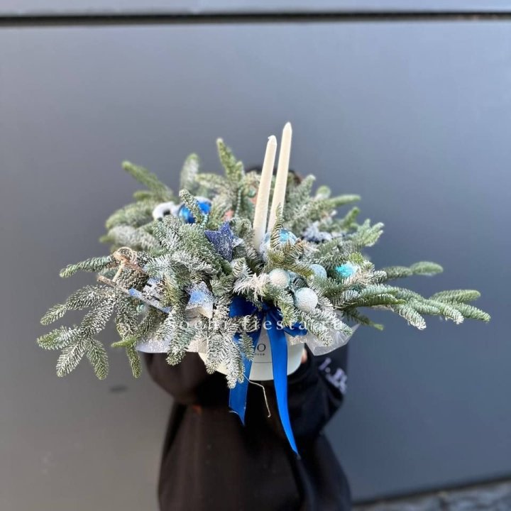 Новогодняя композиция в коробке  в Брянске