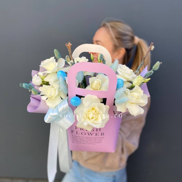 Цветочная сумочка "Пасхальная композиция" в Брянске