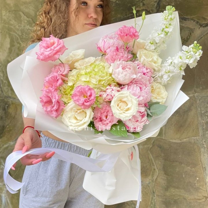 Букет с пионами №3 в Брянске