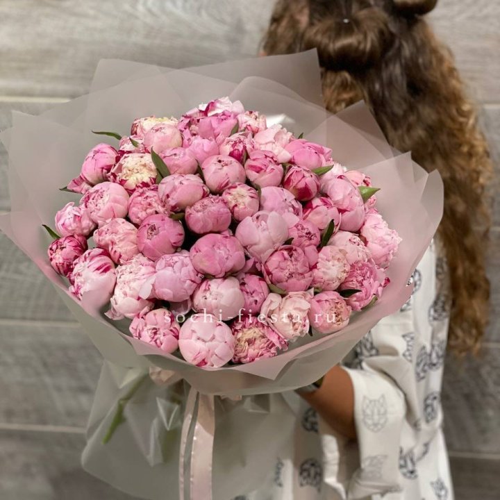 51 розовый пион в Брянске